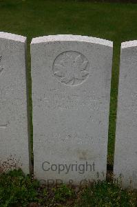 Dury Mill British Cemetery - Corbett, William Lorne