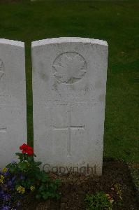 Dury Mill British Cemetery - Cyr, Albert