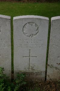 Dury Mill British Cemetery - Fredin, O