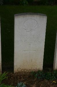 Dury Mill British Cemetery - Gillmore, Stephen Arthur