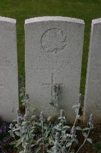 Dury Mill British Cemetery - Gilmore, Charles William Duey