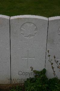 Dury Mill British Cemetery - Hale, S