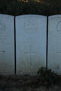 Dury Mill British Cemetery - Hardman, Fred