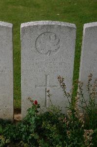 Dury Mill British Cemetery - Heron, H A