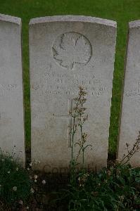 Dury Mill British Cemetery - Jubinville, E