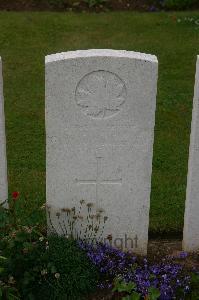 Dury Mill British Cemetery - Leteux, Albert Francis