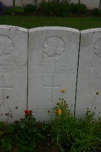 Dury Mill British Cemetery - Lewis, Harold Alfred James