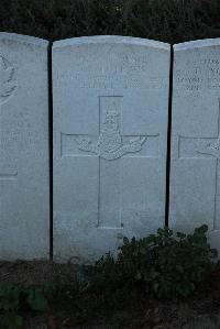 Dury Mill British Cemetery - Lewis, David Clarence Herbert