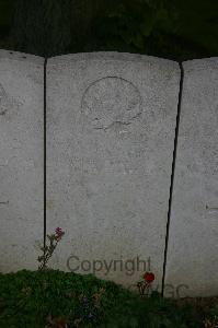 Dury Mill British Cemetery - MacLeod, P A