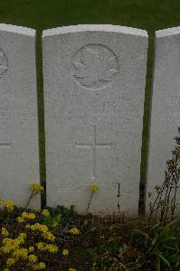 Dury Mill British Cemetery - Mason, Bertram Thomas