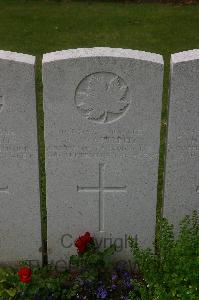 Dury Mill British Cemetery - Murphy, Roy Vincent