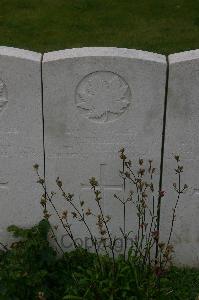 Dury Mill British Cemetery - Nickerson, R E