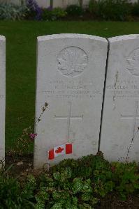 Dury Mill British Cemetery - Pether, R