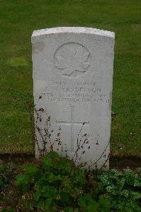 Dury Mill British Cemetery - Sanderson, J W