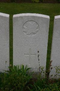 Dury Mill British Cemetery - Spry, Louis Roy