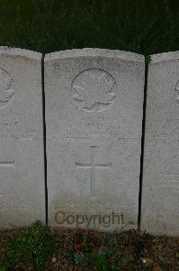 Dury Mill British Cemetery - Talbott, H R