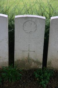 Dury Mill British Cemetery - Tomkinson, Frank