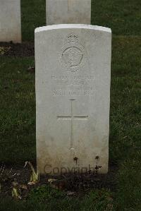 Delville Wood Cemetery Longueval - Baron, H