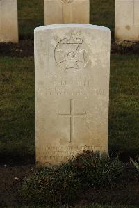 Delville Wood Cemetery Longueval - Bennett, F