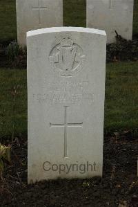 Delville Wood Cemetery Longueval - Boland, D