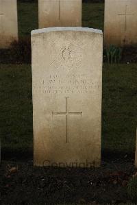 Delville Wood Cemetery Longueval - Bonner, T W D