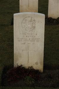 Delville Wood Cemetery Longueval - Breen, J