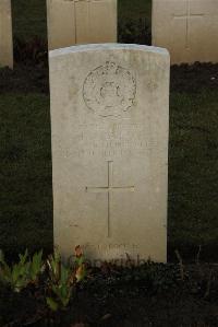 Delville Wood Cemetery Longueval - Byron, John William