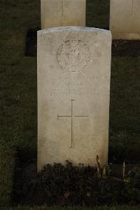 Delville Wood Cemetery Longueval - Cairns, J