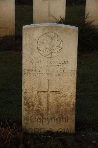 Delville Wood Cemetery Longueval - Campbell, H