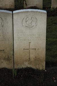 Delville Wood Cemetery Longueval - Chamberlain, George