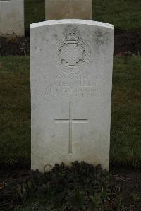 Delville Wood Cemetery Longueval - Chennells, G