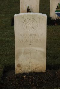 Delville Wood Cemetery Longueval - Clarke, Francis Arthur