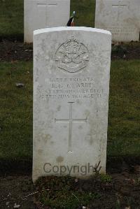 Delville Wood Cemetery Longueval - Clarke, Thomas George