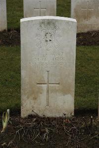 Delville Wood Cemetery Longueval - Clifford, R