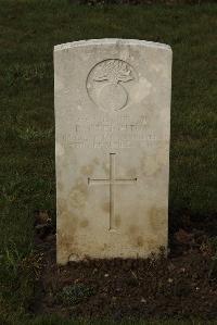 Delville Wood Cemetery Longueval - Creighton, P