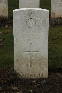 Delville Wood Cemetery Longueval - Cross, F D