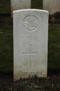 Delville Wood Cemetery Longueval - Dale, H