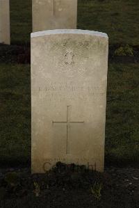 Delville Wood Cemetery Longueval - Dalrymple, R