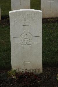 Delville Wood Cemetery Longueval - Dalton, Alfred