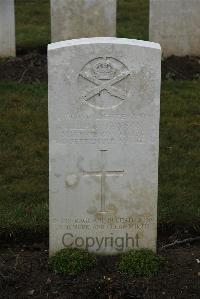 Delville Wood Cemetery Longueval - Dawson, Allan