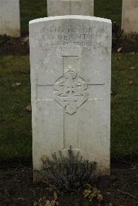 Delville Wood Cemetery Longueval - Deighton, R W