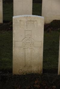 Delville Wood Cemetery Longueval - Dick, A