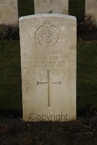 Delville Wood Cemetery Longueval - Dickenson, Page Vickerman