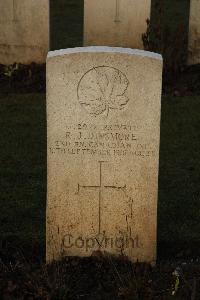 Delville Wood Cemetery Longueval - Dinsmore, Robert John