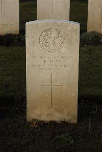 Delville Wood Cemetery Longueval - Dippie, H P