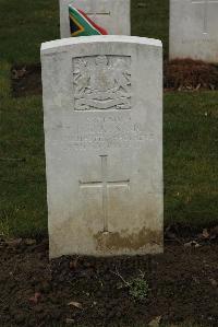 Delville Wood Cemetery Longueval - Dixon, T H