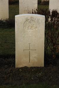 Delville Wood Cemetery Longueval - Dowler, A