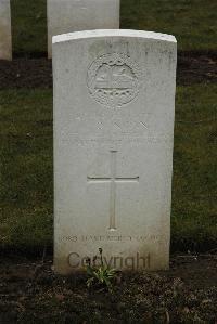 Delville Wood Cemetery Longueval - Duncan, John