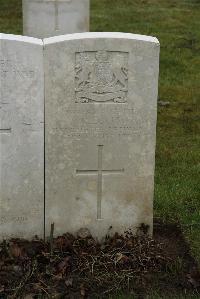 Delville Wood Cemetery Longueval - Ellis, G