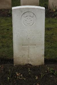 Delville Wood Cemetery Longueval - Evans, A